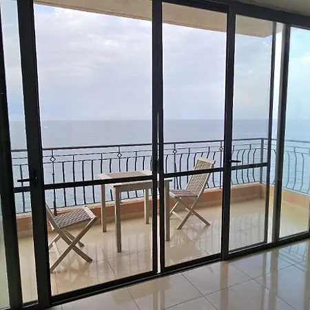 Seaview 3 Bedrooms In Balluta Beach Sliema Extérieur photo