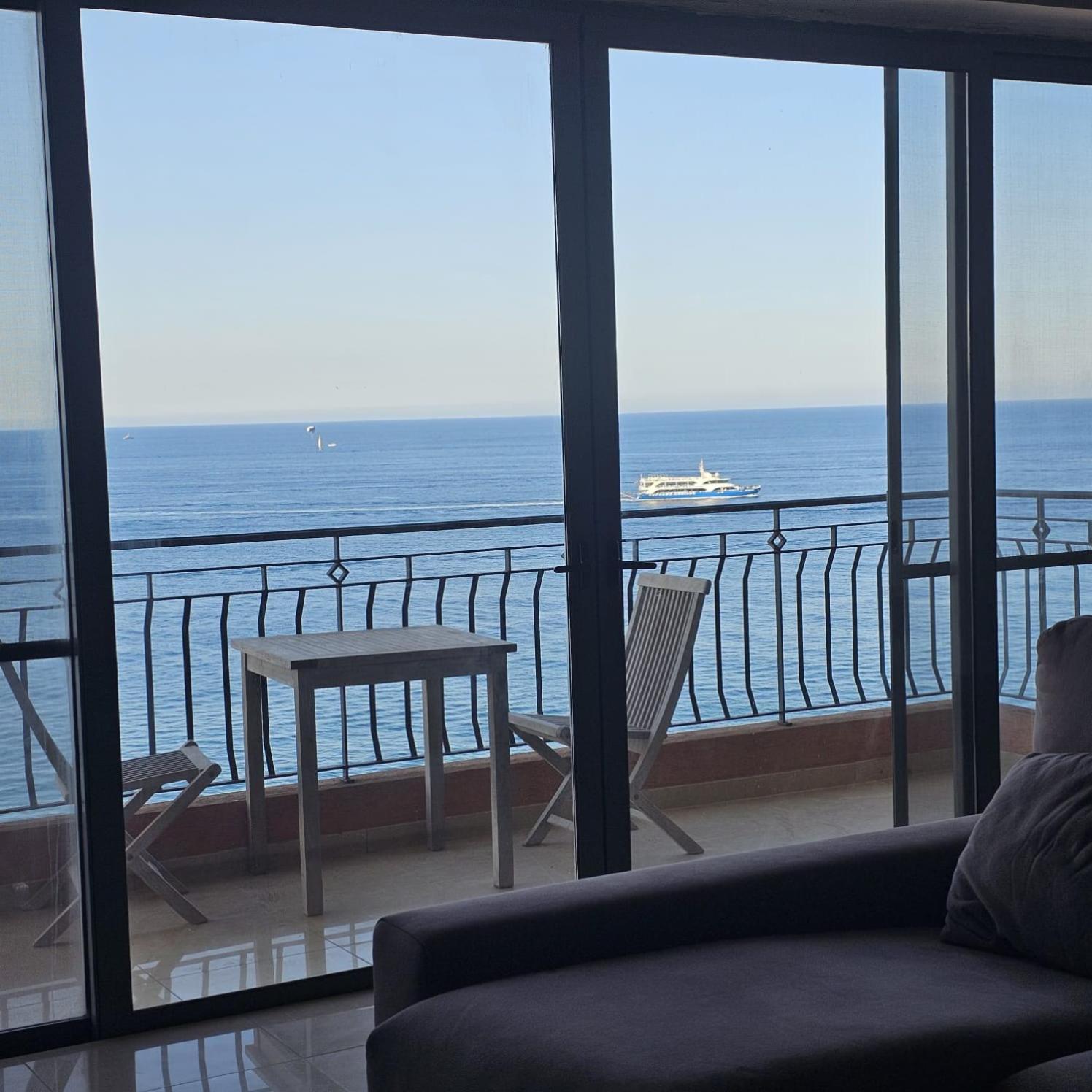 Seaview 3 Bedrooms In Balluta *