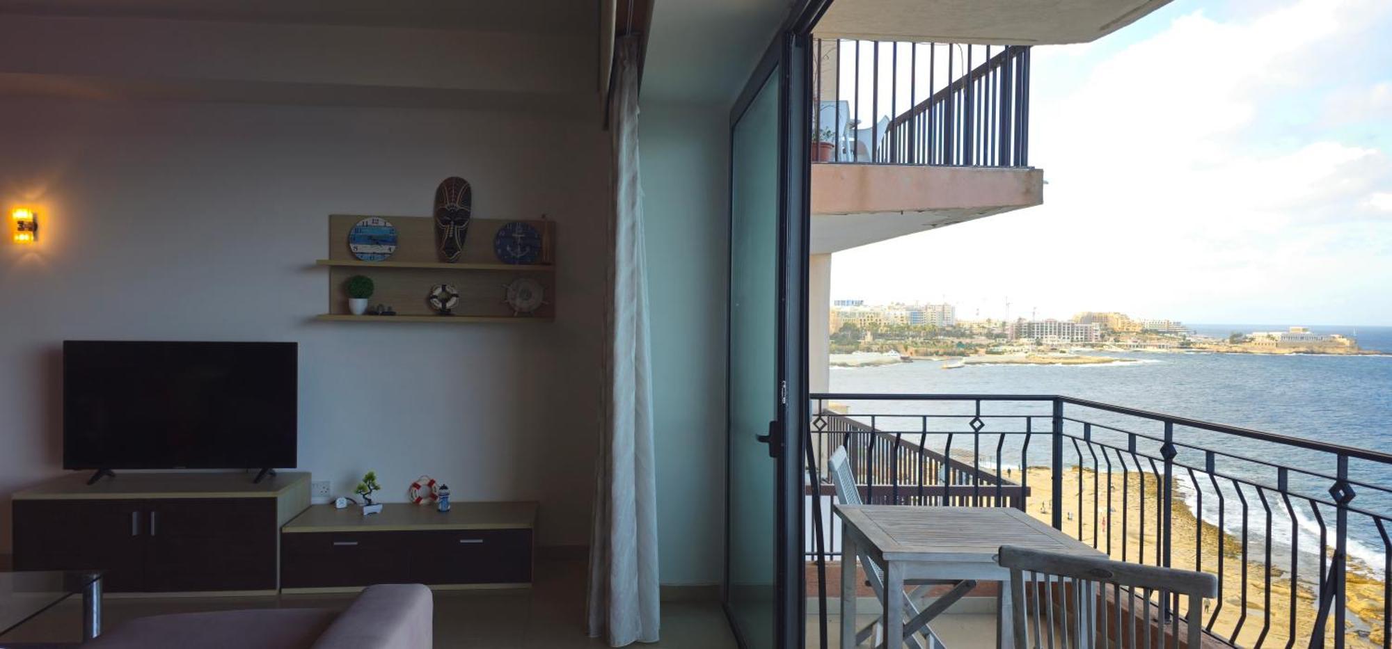 Apartment Seaview 3 Bedrooms In Balluta *