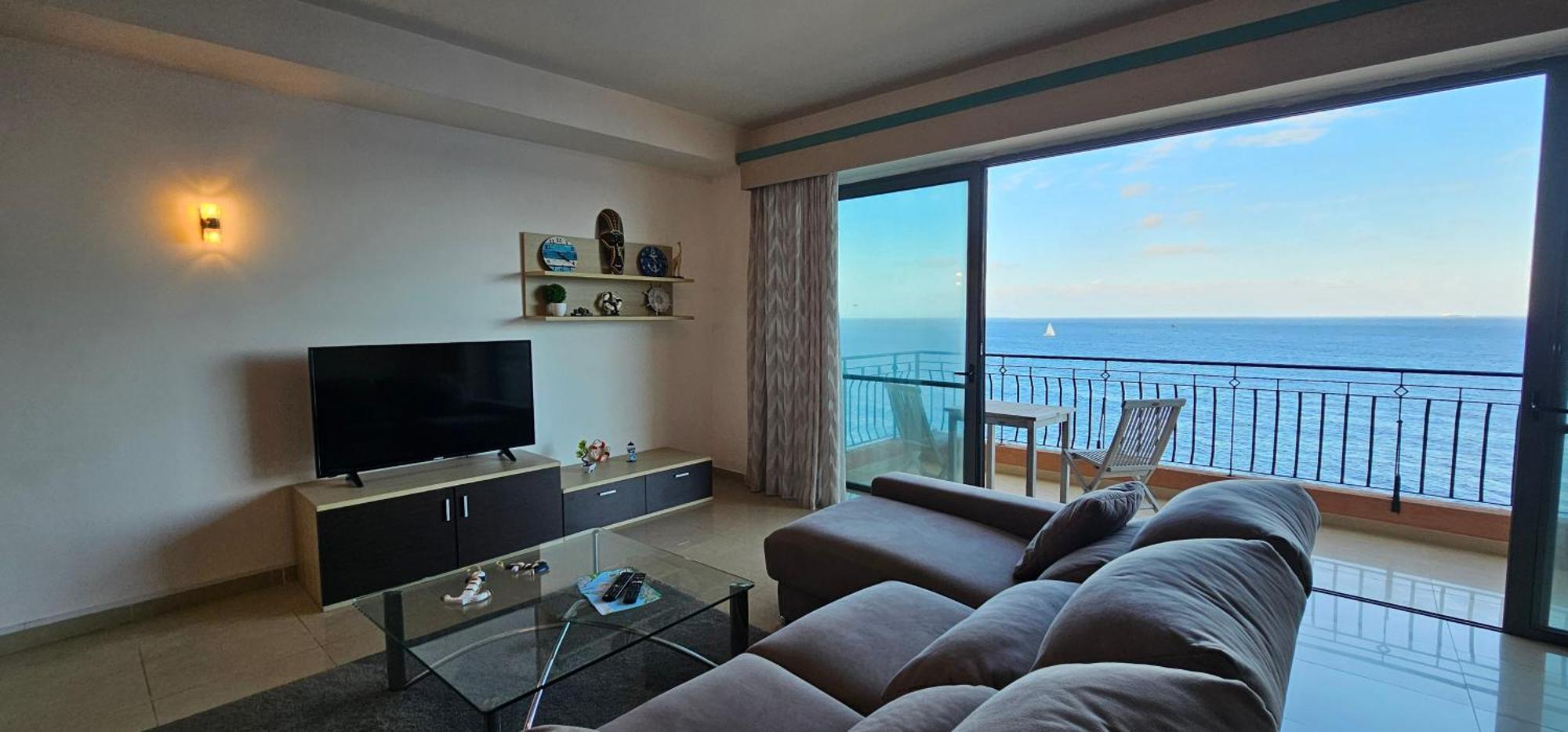 Apartment Seaview 3 Bedrooms In Balluta Sliema