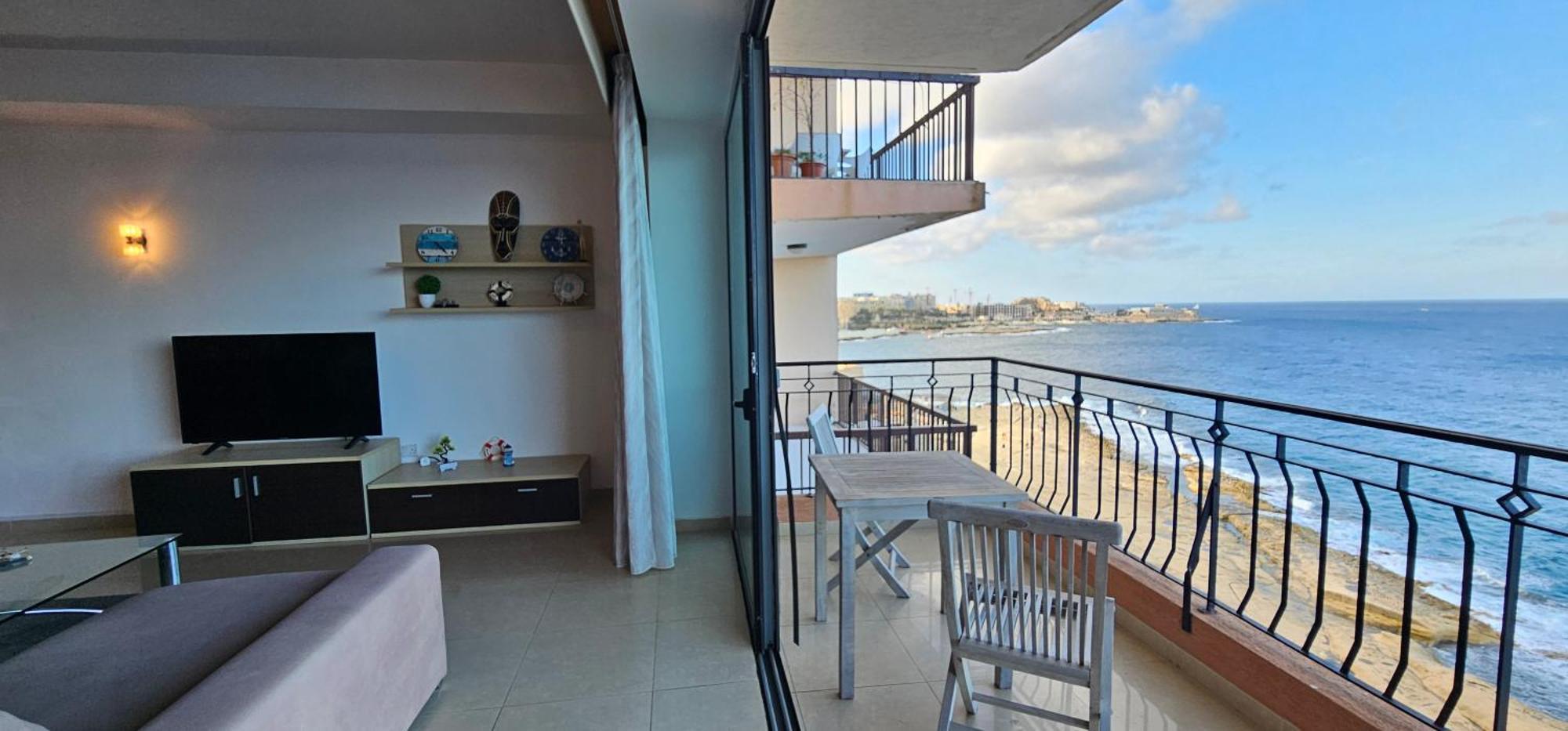Seaview 3 Bedrooms In Balluta